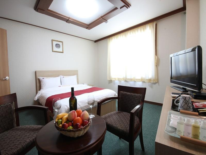 Tongyeong Tourist Hotel, Tongyeong