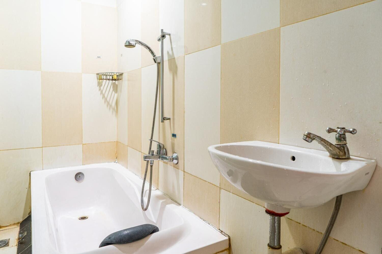 Bathroom 4, Gran Surya Hotel Cikarang, Cikarang