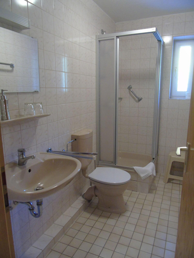 Bathroom 4, Landhaus Irmgard, Goslar