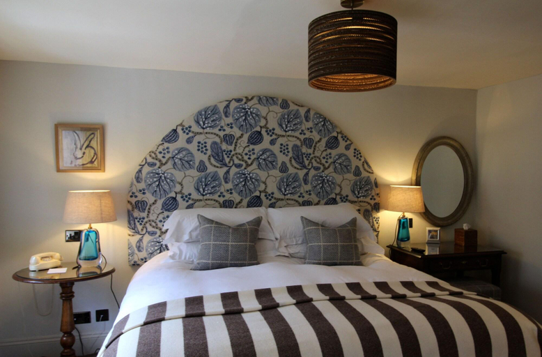 Bedroom 3, Lamb Inn, Oxfordshire