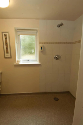 Bathroom 5, The Vines, Oxfordshire