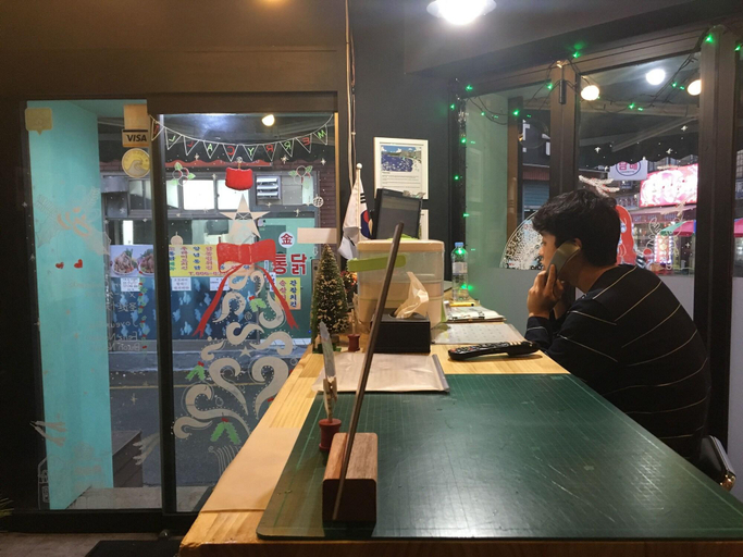 Public Area 2, Calli Hostel, Busanjin