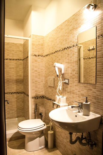 Bathroom 5, Mosaic Central Rome, Rome