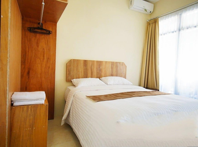 Bedroom 3, Bale Solah Beach Club Hotel, Lombok