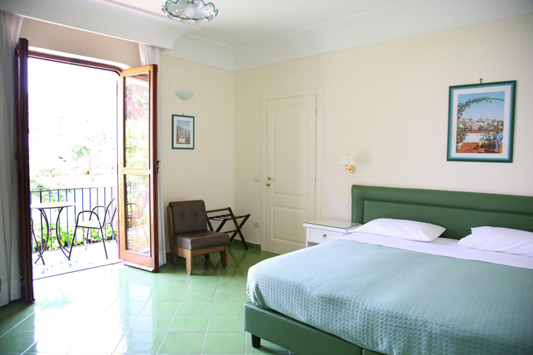 Bedroom 3, A Casa dei Nonni, Salerno