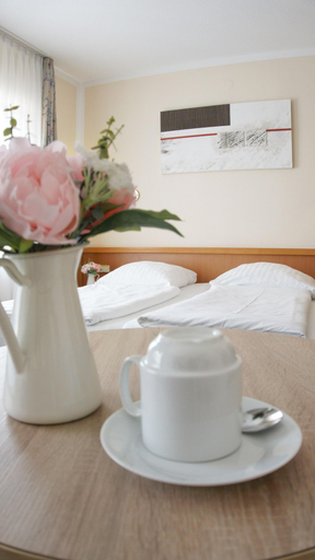Bedroom 3, Hotel Opal Laatzen, Region Hannover