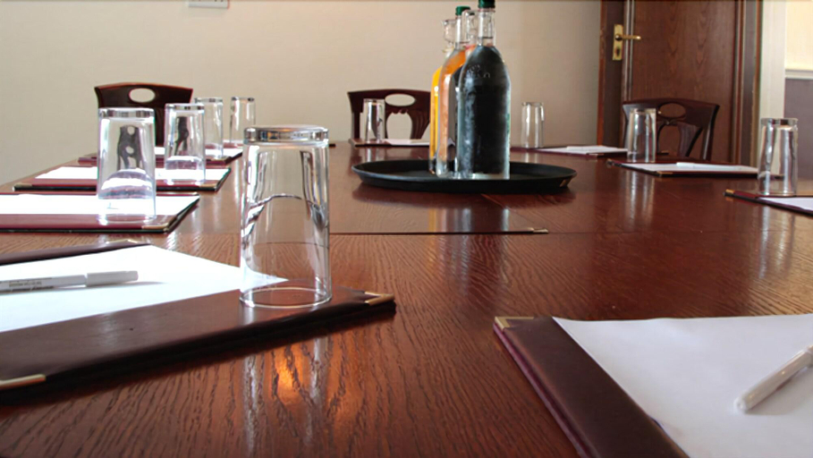 Others 5, Wortley House Hotel, North Lincolnshire