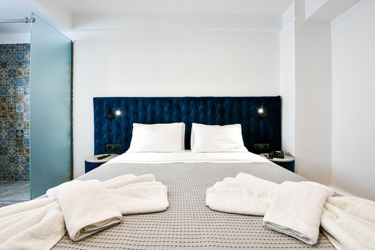 Bedroom 3, Aeolos Luxury Suites, Attica
