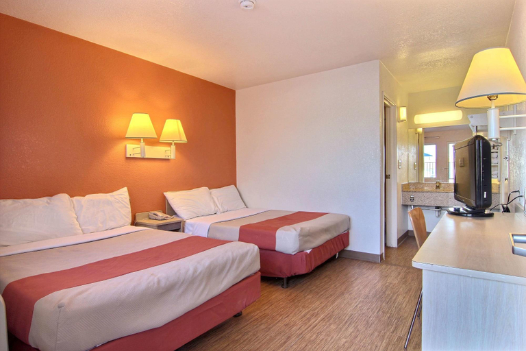 Bedroom 3, Motel 6-Odessa, TX, Ector