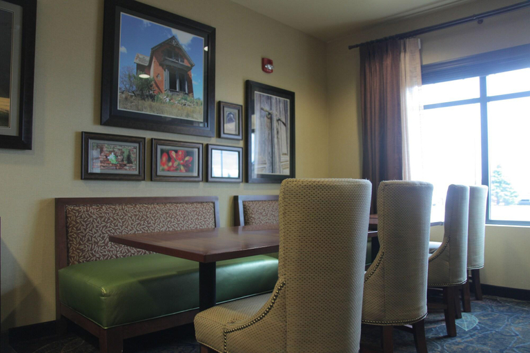 Public Area 2, Little Missouri Inn & Suites, McKenzie