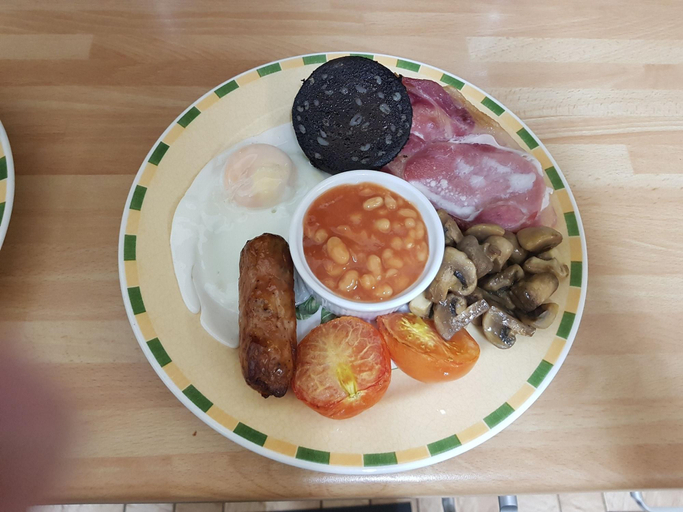 Food & Drinks 5, The Braemar , Sefton