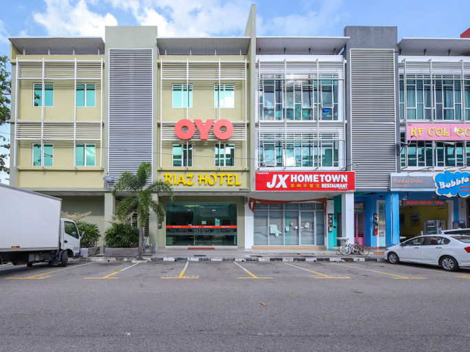 Exterior & Views 1, OYO 89839 Riaz Hotel, Malacca City