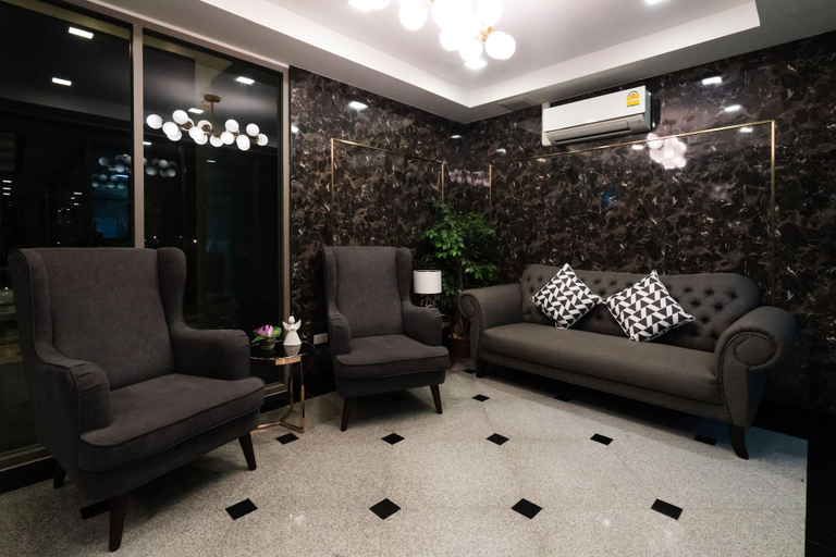 Public Area 3, ONPA Hotel & Residence Bangsaen, Muang Chon Buri