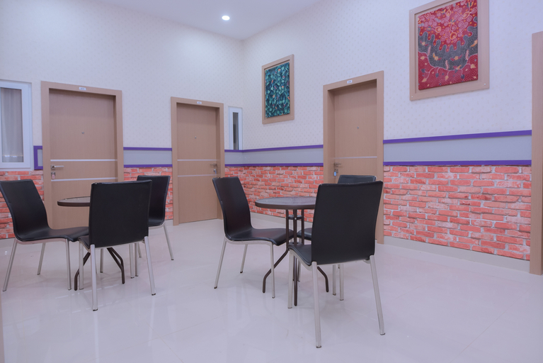 Public Area, Capital O 2018 Ring Road Guest House Syariah, Banda Aceh