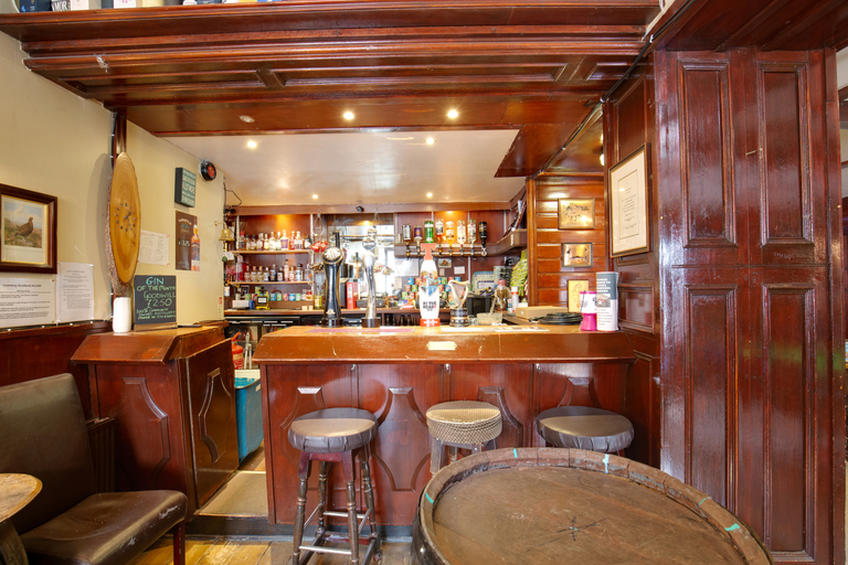 Food & Drinks 4, Richmond Arms - Adults Only, Moray