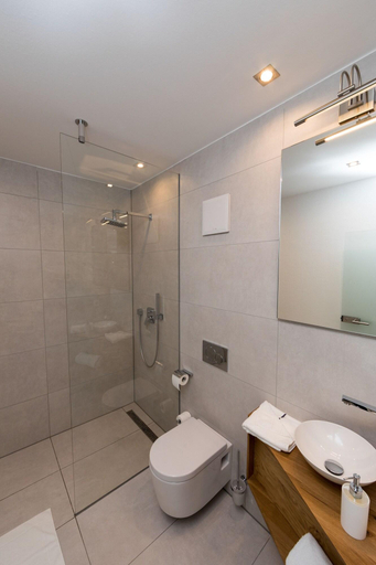 Bathroom 3, Hotel Dorfmühle, Ansbach
