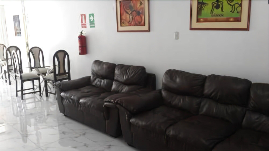 Public Area 2, Hostal El Condado, Trujillo
