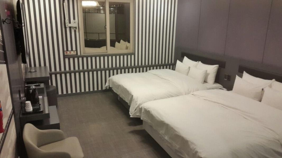 Bedroom 3, Jinju KAI Hotel, Jinju