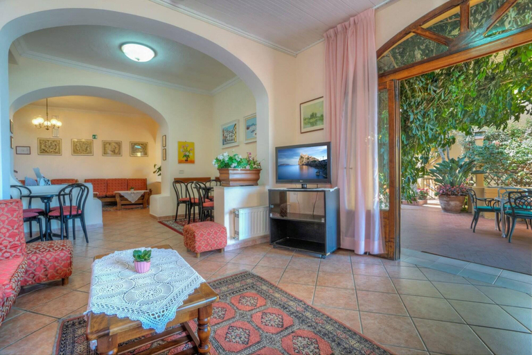Public Area 2, Hotel Monti, Napoli