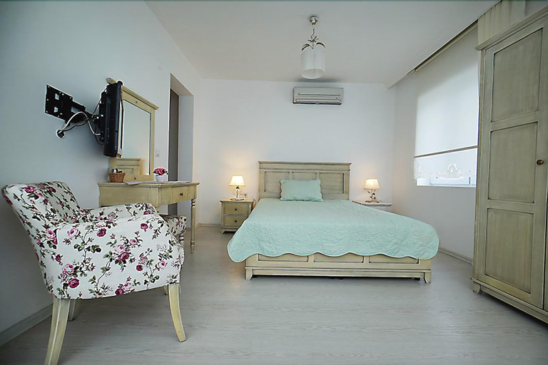 Bedroom 2, Elda Koyici Alacatı, Çeşme