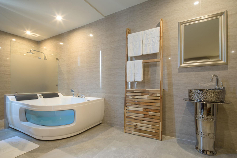 Bathroom 4, The Valen Resort, Lat Phrao