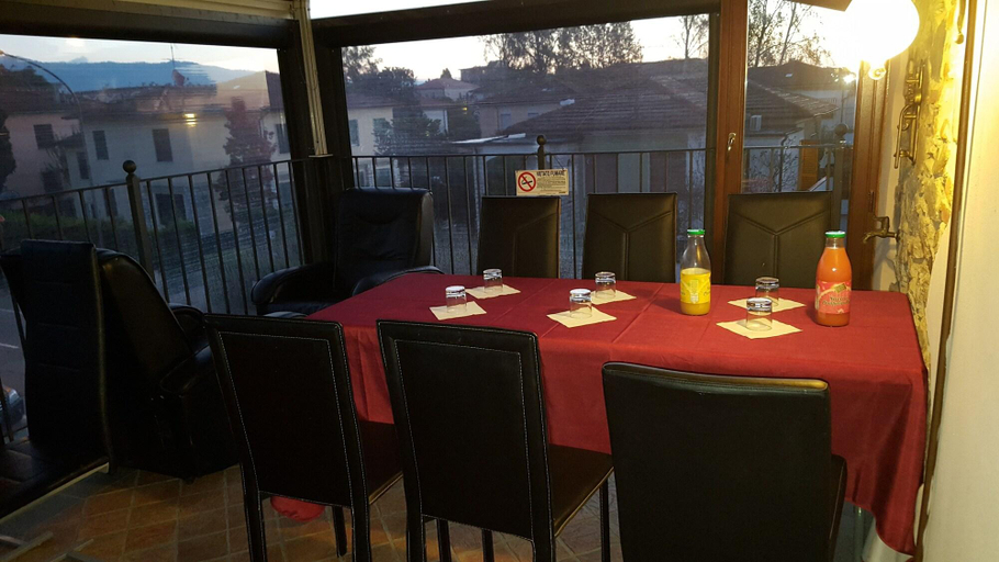 Food & Drinks 5, Tangohotel, Lucca