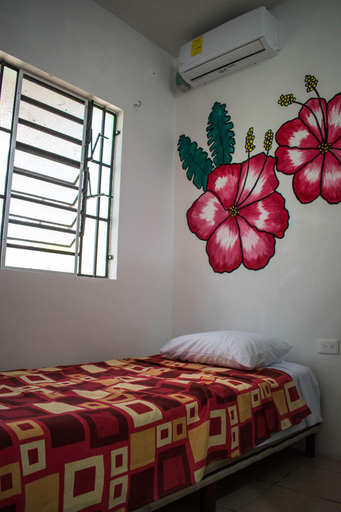 Bedroom 5, Casa de huespedes Aabilo'ob Hostel, Progreso