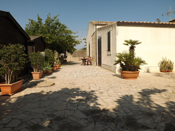 Exterior & Views 2, Le Baronie, Ragusa