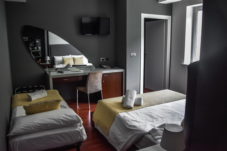 Bedroom 30