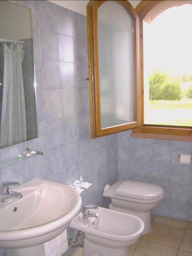 Bathroom 4, Hotel Perda Rubia, Carbonia-Iglesias
