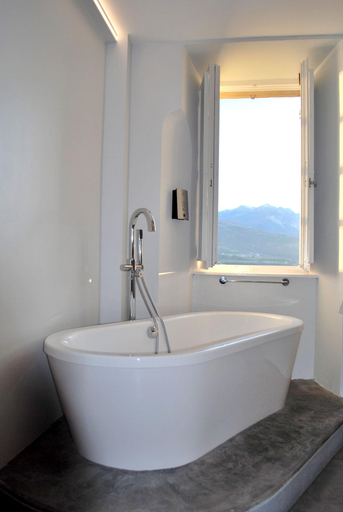 Bathroom 4, Hotel la Robeyere, BW Signature Collection, Hautes-Alpes