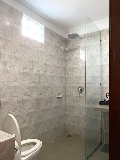 Bathroom, Wiras Village, Badung