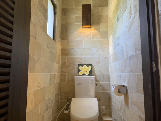 Bathroom 5, Glamping Resort Yokabushi, Ishigaki