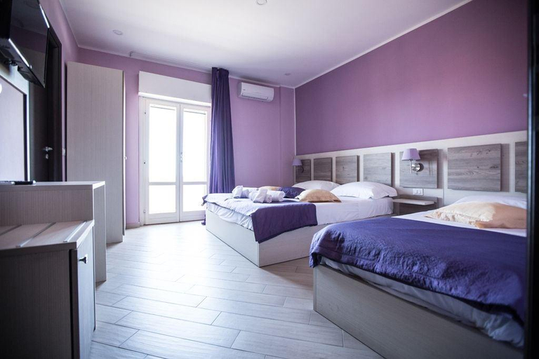 Bedroom 3, Hotel Cliché, Cosenza
