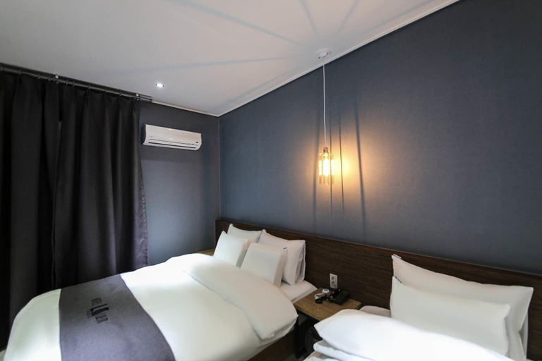 Bedroom 4, Cheongju Hotel Luem, Cheongju