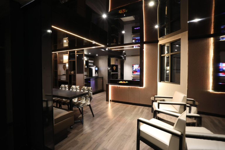 Public Area 3, Hôtel Le Chablis, Montréal