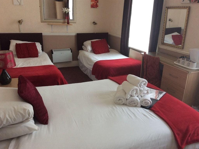 Bedroom 3, The Aberford Hotel, Blackpool