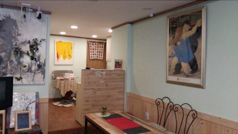 Public Area 2, MK Guest House, Jung