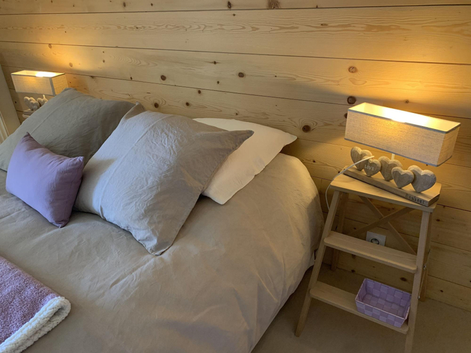 Bedroom 4, La Colonie d'Antan, Ain