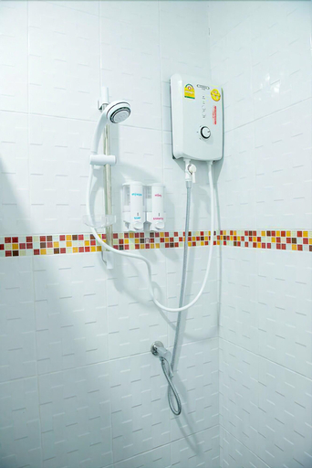 Bathroom 5, Nai C Resort, Muang Surat Thani