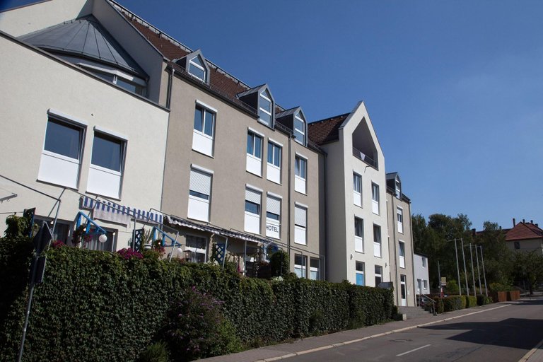 Exterior & Views 2, Hotel im Kaiserpark, Schmalkalden-Meiningen