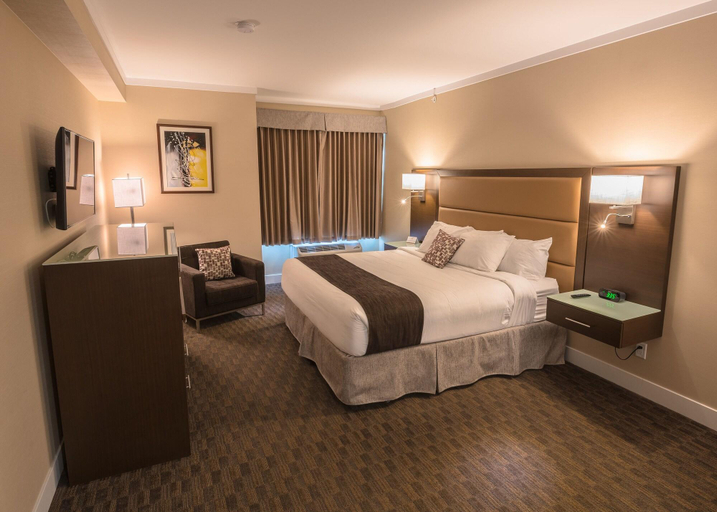 Bedroom 3, Mstar Hotel, Kitimat-Stikine