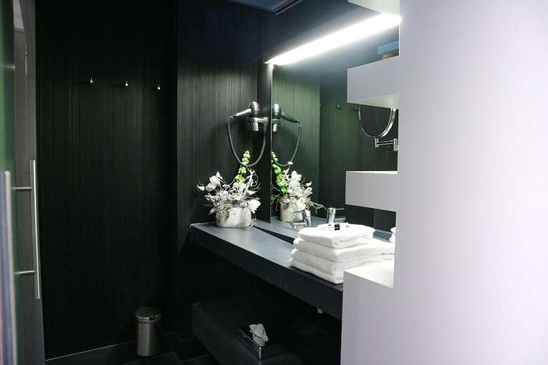 Bathroom 5, Fletcher Hotel - Restaurant Teugel Uden - Veghel, Uden