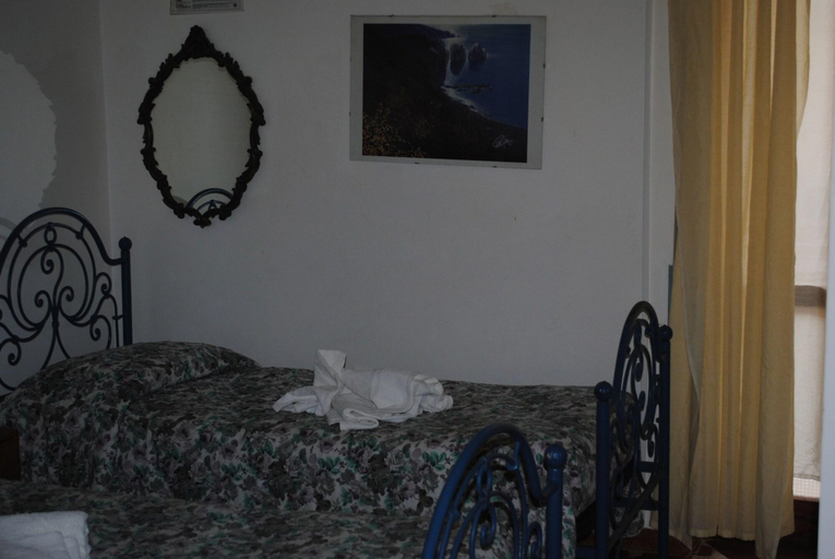 Bedroom 3, Calciufetta B&B, Sassari