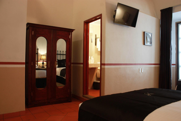 Bedroom 3, Hotel de la Paz, Guanajuato
