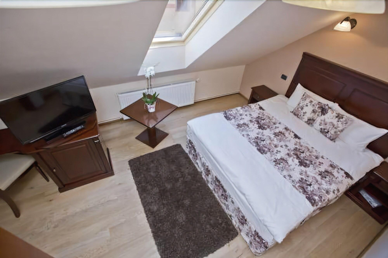 Bathroom 4, Residence Castelului, Brasov