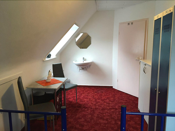 Bedroom 3, Hostel Pinneberg, Pinneberg