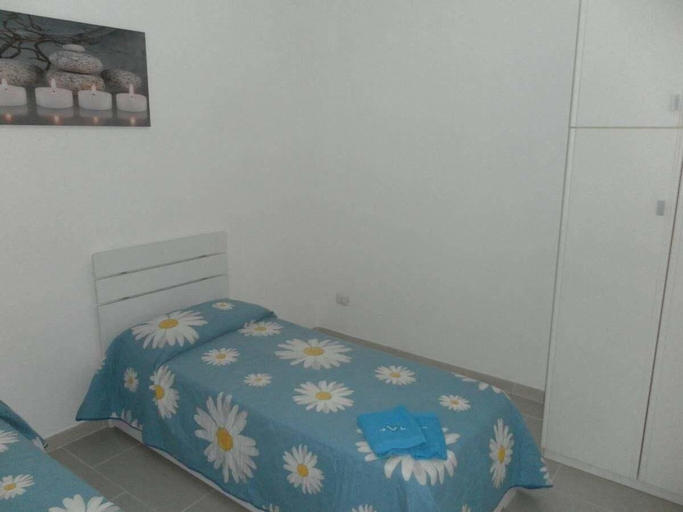 Bedroom 4, Bed and Breakfast Ocurniciell, Napoli