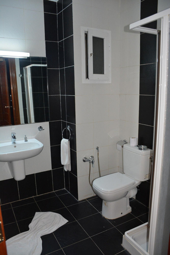 Bathroom 3, Pacha Hotel, Sfax Médina