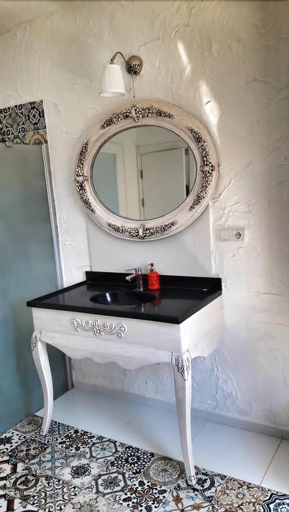 Bathroom 5, Temucin Hotel, Çeşme